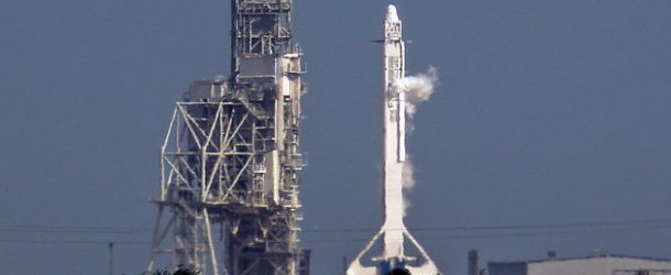 SpaceX lance ce soir sa première fusée recyclée | Huffington Post