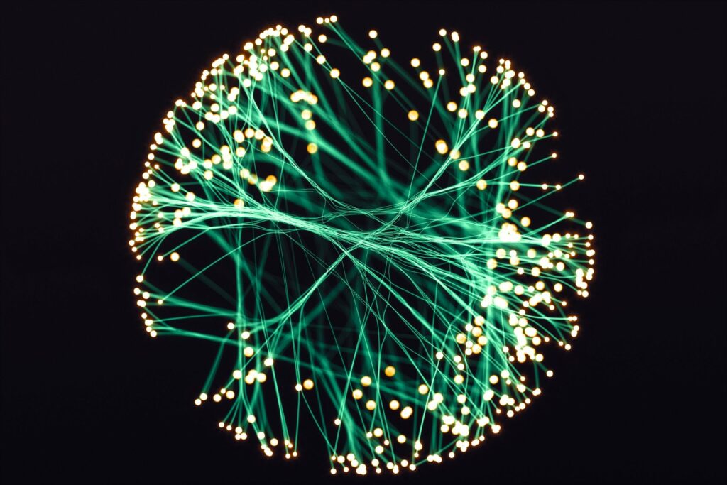 Illustration d'un système d'intelligence artificielle doté d'un vecteur de douleur activé (iStock / Getty Images), via The Independent